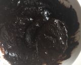 A picture of step 2 of Oreo chocolate chips.