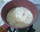Foto langkah ke 1 dari resep Cireng isi ayam suwir.