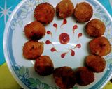 A picture of step 5 of Poteto paneer balls.