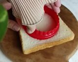 Foto langkah ke 1 dari resep Easy Korean Egg Toast.