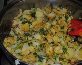 A picture of step 5 of Potato Stuffed Bread (Naan Shekampur).