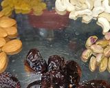A picture of step 3 of Dates and paan Healthy Pedha.