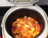 Foto del paso 3 de la receta: Jamoncitos de pollo con patatas guisadas
