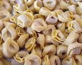 Tortellini alla boscaiola recipe step 3 photo