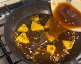 A picture of step 5 of Braised King Mackerel W/ Pineapple | Cá Thu Kho Khóm.