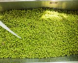 A picture of step 2 of Homemade Verjuice (Abghooreh) – Boiled Method.