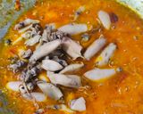 Foto langkah ke 4 dari resep Sambal Cumi Asin Kentang.