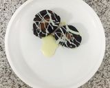 Foto del paso 8 de la receta: Rollito helado de galletas oreo