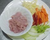 รูปขั้นตอนการทำที่ 2 ของ ไก่ผัดขิง