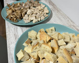 Foto del paso 1 de la receta: Fondue de quesos con cerdo y pollo a taquitos