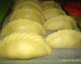 Foto langkah ke 5 dari resep Kibinai (Lithuanian Meat Pies) Isi Daging Ayam.