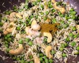 A picture of step 7 of Green Peas Pulao.