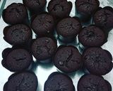 Foto langkah ke 6 dari resep Muffin coklat tanpa mixer.
