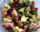 Foto del paso 4 de la receta: Ensalada de pasta con salpicón y aguacate