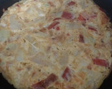 Foto del paso 4 de la receta: 🍳Tortilla de🥔 patata, 🌶pimiento rojo y atún🐟 en microondas