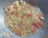 A picture of step 3 of Veg moncho soup.