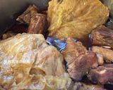 A picture of step 7 of Braised Cabbage with Pork Ribs (Hakka Style).