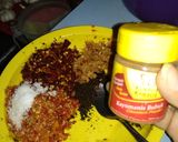 Foto langkah ke 1 dari resep Chili Oils Alamee.