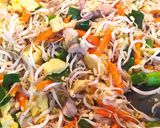 Foto langkah ke 5 dari resep Pad Thai.