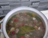 Foto langkah ke 3 dari resep Cok genem / gecok ganem /garang asem bola daging.