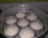 A picture of step 1 of Idli bhaji atom bomb.