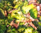 Foto del paso 6 de la receta: Brócoli con Panceta, Salsa de Soja, Yakiniku y Mantequilla al Wok