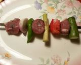 Foto del paso 7 de la receta Brochetas de solomillo de cordero, en salsa thai