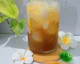 Foto langkah ke 2 dari resep Kunyit Asam Latte.