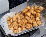 Foto langkah ke 5 dari resep Pangsit Tahu Aci Goreng.