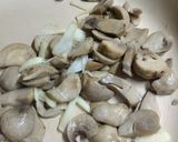 Foto langkah ke 1 dari resep Brokoli cah Jamur.
