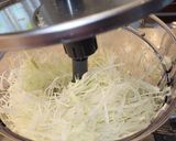 A picture of step 1 of Crunchy Asian Slaw.