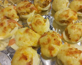 Foto del paso 7 de la receta: Huevos rellenos con salmón gratinados