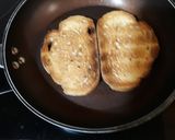 Foto del paso 1 de la receta: Torrijas rellenas de leche de coco, polen y pétalos de amapola