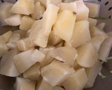 Foto del paso 1 de la receta Sepia con patatas al ajillo