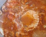 Foto del paso 2 de la receta: Frutos de mar en vino salsa de soja con porotos y guisantes