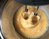 Foto del paso 2 de la receta: Bizcocho de leche evaporada caliente (hoy utilizado como base de La Mona)