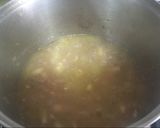 Foto del paso 4 de la receta: Bacalao en salsa verde con almejas y calamar