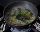 A picture of step 4 of Instant Khaman Dhokla.
