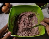 Foto langkah ke 5 dari resep Brownies kukus tanpa mixer, paling mudah, anti gagal.