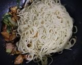 Foto langkah ke 5 dari resep Mie Goreng.