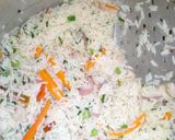 A picture of step 2 of Vegetable rice with irish sauce and peppered chicken.