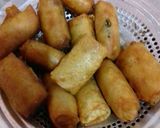 Foto langkah ke 8 dari resep Lumpia Isi Sosis Mayonaise.