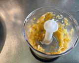 Une image de l'étape 7 de Purée de pommes de terre à l’ail, crème et gingembre.