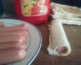 Une image de l'étape 2 de Roulé de pain de mie au saucisse.
