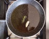 Foto del passaggio 1 della ricetta Pasta veloce con polvere di pomodoro, ricetta del riciclo 🌷