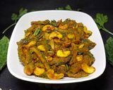 A picture of step 5 of Kaju Karela Sabji.