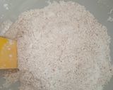 A picture of step 4 of Whole Wheat Carrot and Walnut Cake.