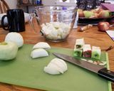 A picture of step 1 of Apple pie.