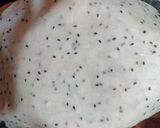 Hình bước làm 3 của món Bánh tráng vừng đen cuộn hành