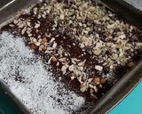 Foto del paso 7 de la receta: Snacks: barritas de galletas, manjar y chocolate con semillas